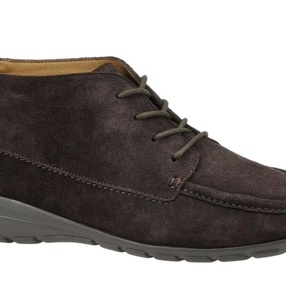 Easy Spirit Chocolate Suede Ankle Boots - Picture 2 of 5